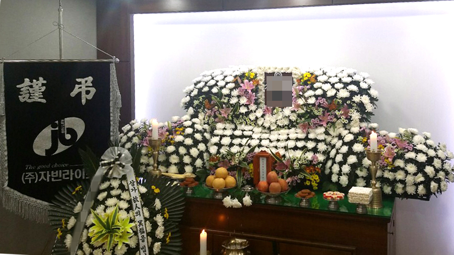 2.제단장식2.jpg